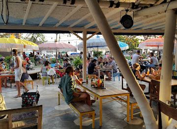 indonesia/bali/canggu/bar/old-man-s