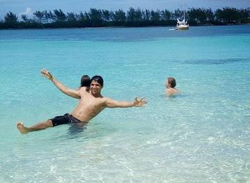 the-bahamas/new-providence/bar/capricorn-on-the-beach