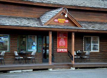 idaho/ponderosa-state-park/bar/hometown-pizza-pub