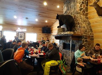 Lobo's bar&grill