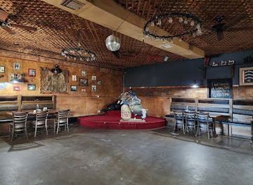 arizona/cochise-county/bar/rix-s-tavern