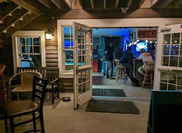 Captain Nick's Rock-n-Roll Bar (Seasonal May-Septemeber)