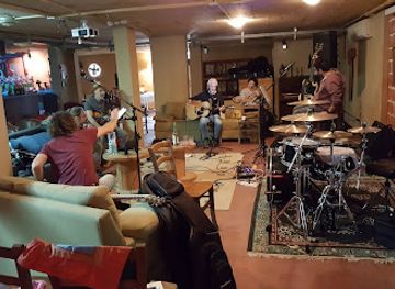 israel/nahariya/bar/haekvnomiyh