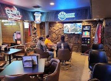 montana/yellowstone-national-park/bar/yellowstone-tavern