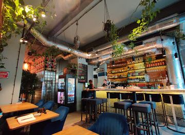 poland/warsaw/praga/bar/bazar-bistro-klub-sklep