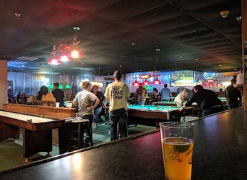 texas/college-station/bar/p-o-e-t-s-billiards-bar