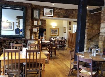 united-kingdom/cotswolds/bar/horse-and-groom