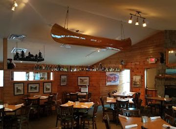 Lake House Restaurant Bar & Grill