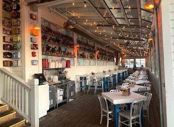 alabama/cotton-bayou/bar/the-hangout-gulf-shores