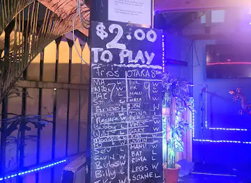 Trio's Garden Bar