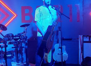 israel/akko/templar-tunnel/bar/bar-11