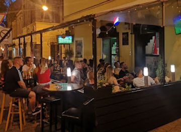 hungary/szigetkoz/bar/kulissza-pub-terasz