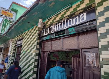 mexico/mexico-city/xochimilco/bar/la-botijona