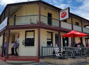 australia/coorong/bar/milang-pier-hotel