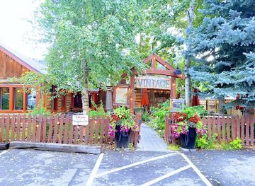 idaho/sun-valley/bar/vintage