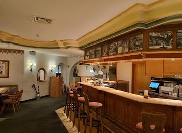 germany/zugspitze/bar/restaurant-alt-partenkirchen
