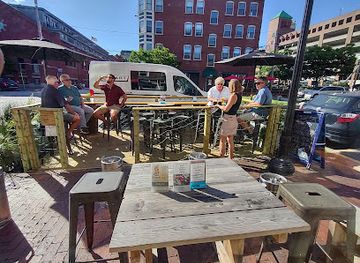 maine/greater-portland-and-casco-bay/bar/dock-fore