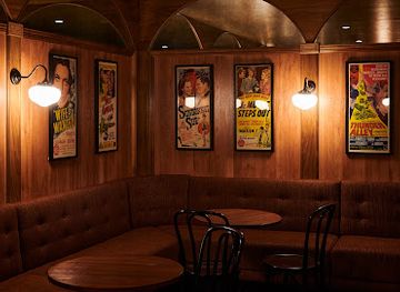 australia/canberra/parliamentary-triangle/bar/bootleg-bar