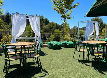 portugal/serra-do-marao/bar/torre-jardim-bar