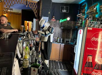 hungary/nyiregyhaza/bar/holmes-pub