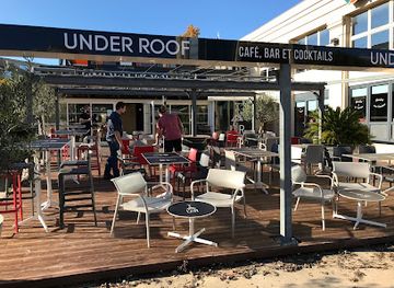 france/languedoc-coast/bar/under-roof-bar