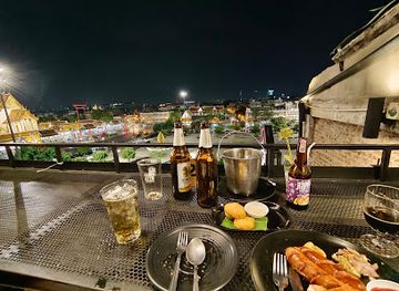 thailand/bangkok/rattanakosin/bar/swing-bar-by-chingcha