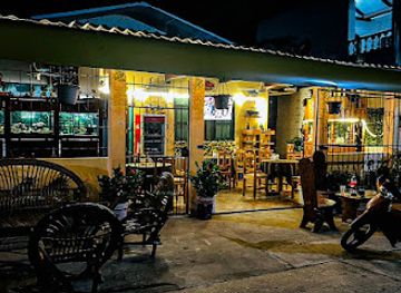 bolivia/madidi-national-park/bar/gastrobar-el-capi