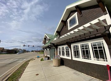 illinois/rock-river-valley/bar/the-olympic-tavern
