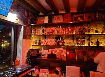 italy/venice/cannaregio/bar/vinile