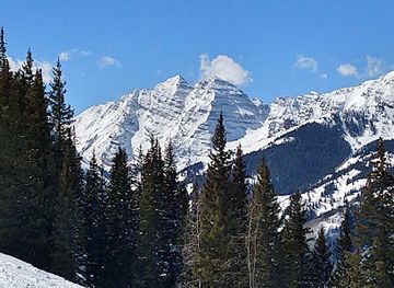 colorado/maroon-bells-snowmass-wilderness/bar/cloud-nine-alpine-bistro-aspen-highlands