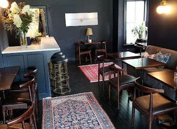 The Edward - Wine, Cocktails, Small Plates
