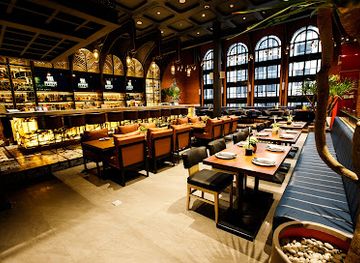 philippines/luzon/bar/mansion-sports-bar-and-lounge