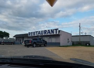illinois/mississippi-palisades-state-park/bar/sandbar-grill