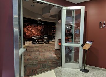 mississippi/the-delta/bar/dawg-house