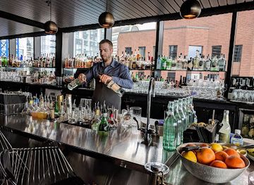 washington/the-columbia-basin/bar/the-nest-rooftop-bar