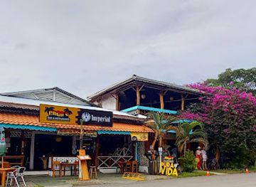 costa-rica/cahuita-national-park/bar/coco-s-bar