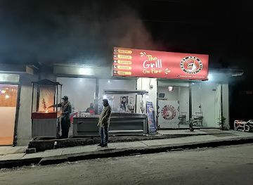 pakistan/karakoram-highway/bar/the-grill-on-fire