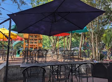 maryland/blackwater-national-wildlife-refuge/bar/roadie-joe-s-bar-grill