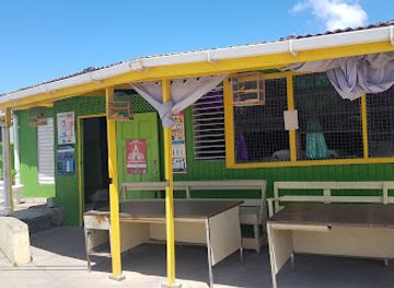 barbados/saint-george/bar/mama-crispy-bar