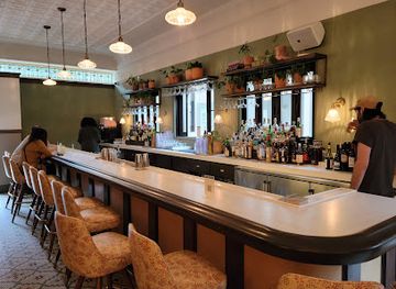 illinois/chicagoland/bar/the-hi-lo