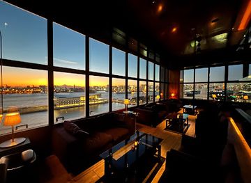 japan/tokyo/odaiba/bar/the-bar