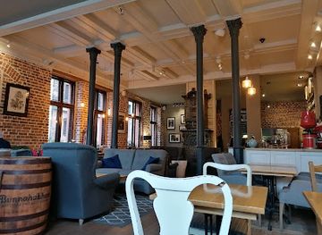 Coffee & Whisky House