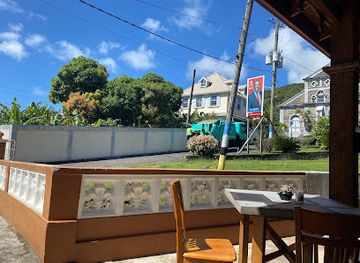 saint-lucia/laborie-quarter/bar/cafe-en-ville