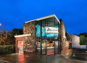 california/san-diego-beaches/bar/club-marina