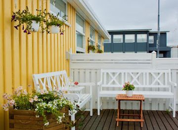 iceland/stykkisholmur/bar/akkeri-guesthouse