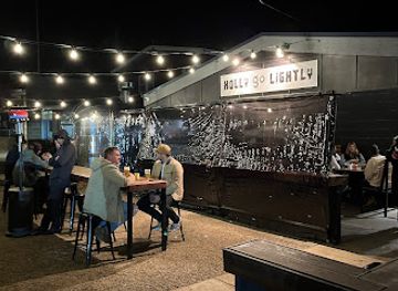 australia/snowy-mountains/bar/holly-go-lightly