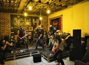 ukraine/zaporozhye/bar/old-pub