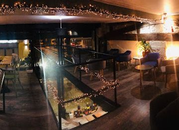 france/dordogne/bar/le-petit-caviste-by-le-tib