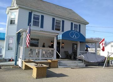vermont/grand-isle-county/bar/blue-paddle-bistro