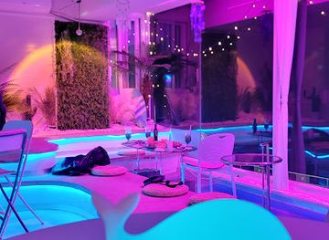 south-korea/seoraksan-national-park/bar/dewhales-cafe-pub